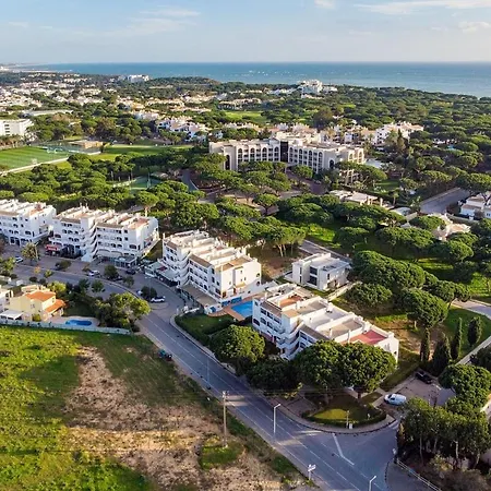 Sardinha House Апартаменты