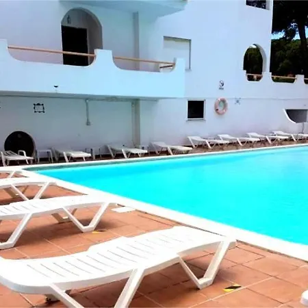 Sardinha House * Ольюш-ди-Агуа (Албуфейра)